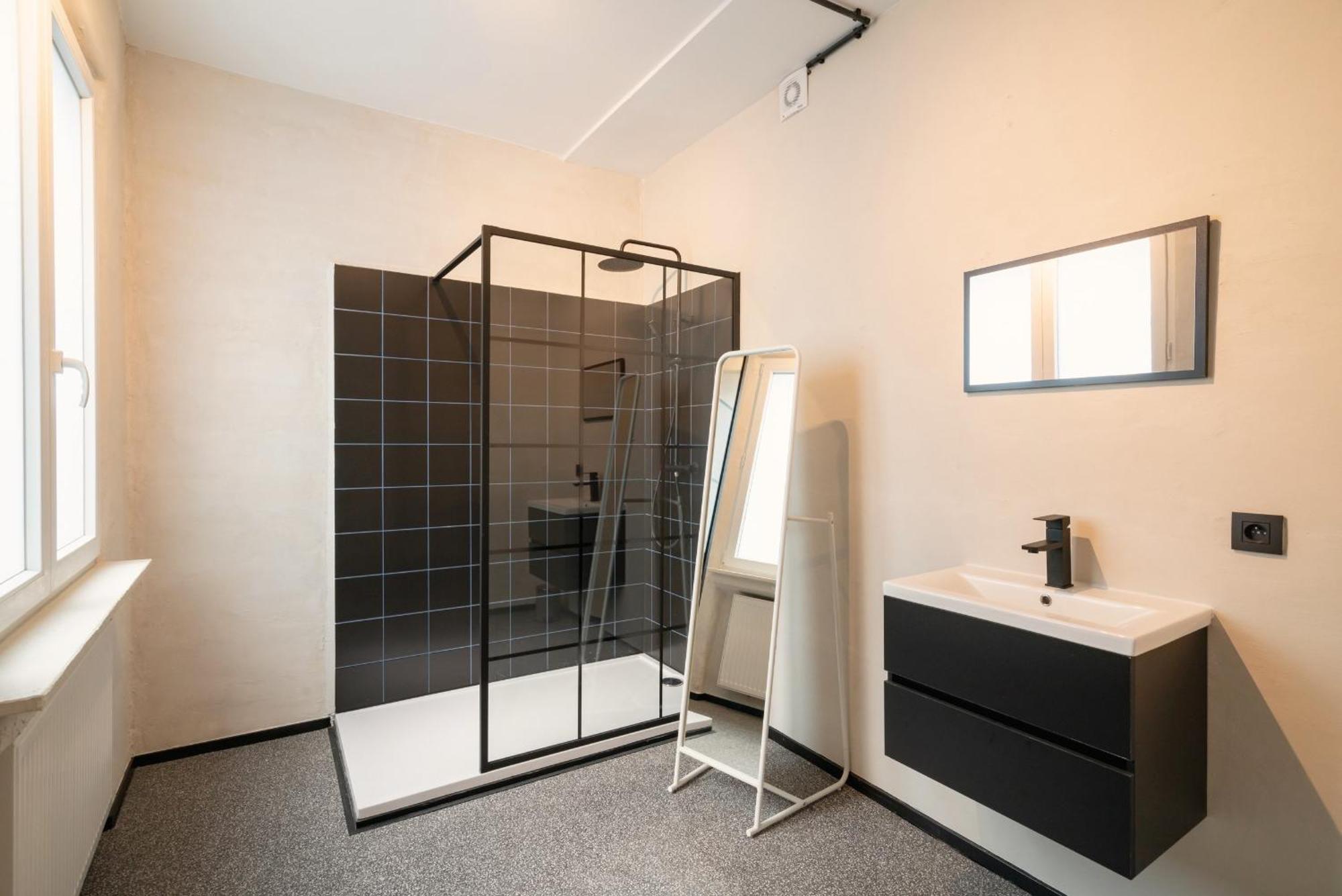 Antwerp City Center Two-Bedroom Apartments Exteriör bild